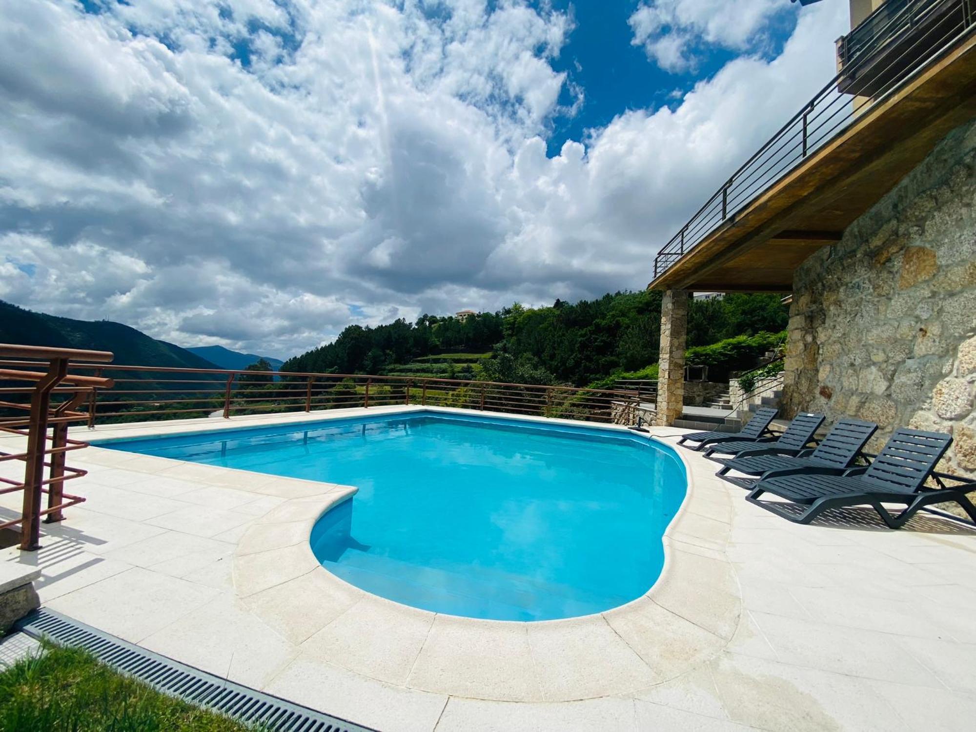 Chao Da Relva - Turismo & Natureza Loriga Exterior photo